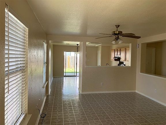 3rd image of 13604 Alysheba Dr