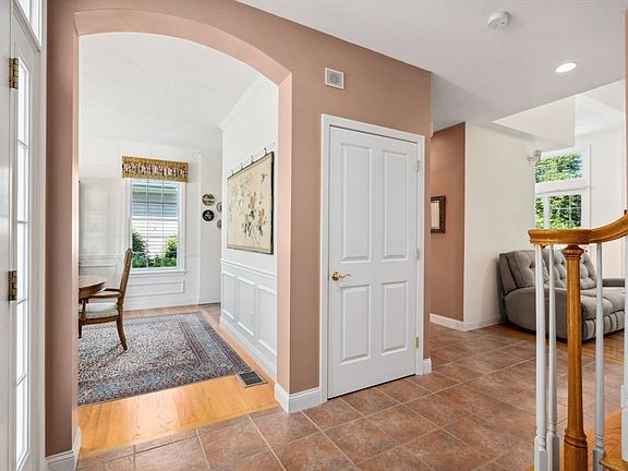 5th image of 20 Rose Court Way Unit 20