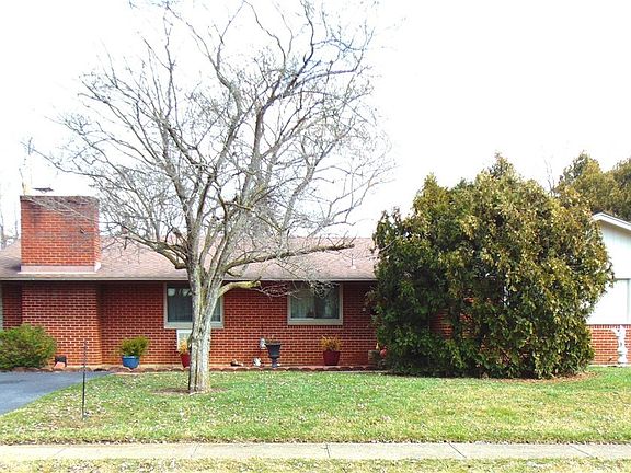 2nd image of 120 Macgregor Dr