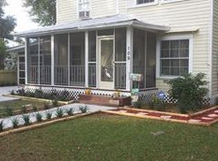 109 N Prospect St, Crescent City, FL 32112