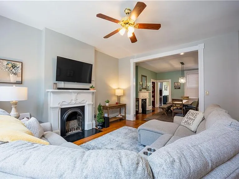 1011 Bradish St — Photo 3
