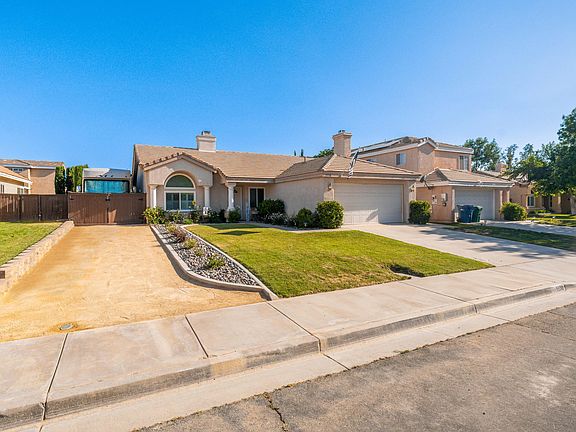 3rd image of 5530 Capella Ln