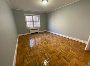 312 Washington St APT 3-2, Wellesley Hills, MA 02481