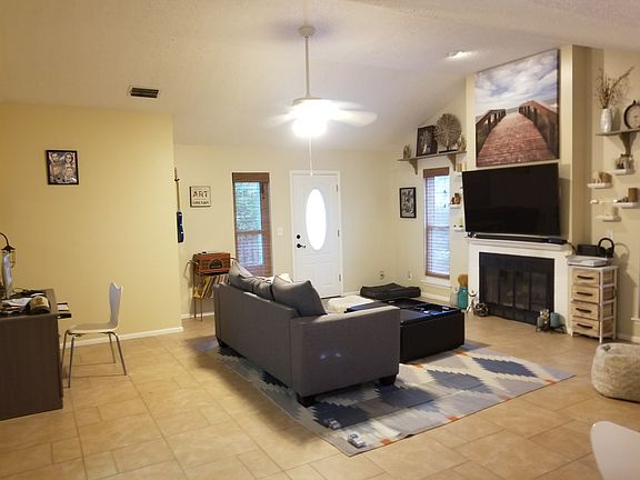 5th image of 1325 Eastwind Dr