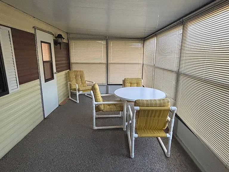 37105 Lois Ave — Photo 13
