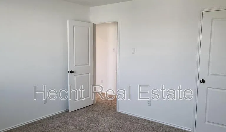 348 Geode Gln — Photo 24