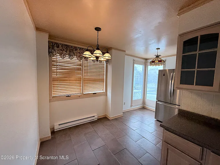629 Clay Ave #1 — Photo 9