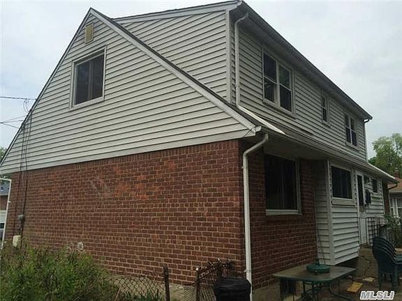 3rd image of 40 Grover Ln