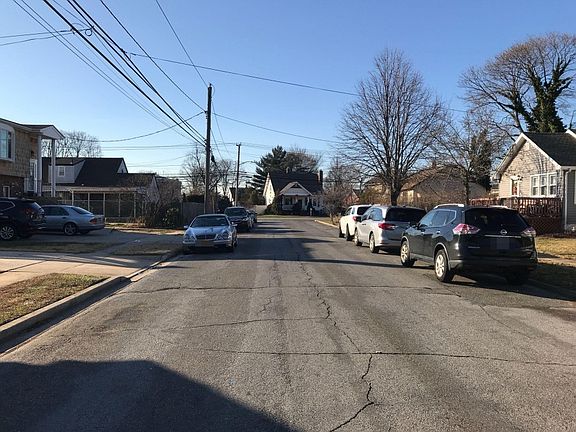 5th image of 3 Walnut Ave