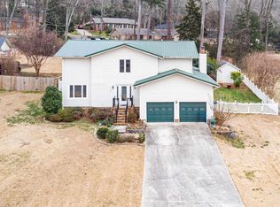 7913 Valley Bend Dr SE, Huntsville, AL 35802