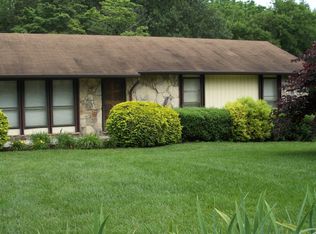 1008 Parrish Rd, Knoxville, TN 37923