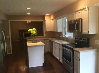 572 Liberty Ln, Westerville, OH 43081