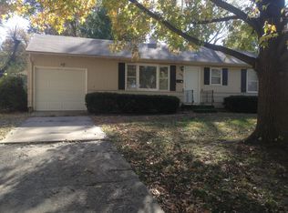 8907 E 72nd St, Raytown, MO 64133