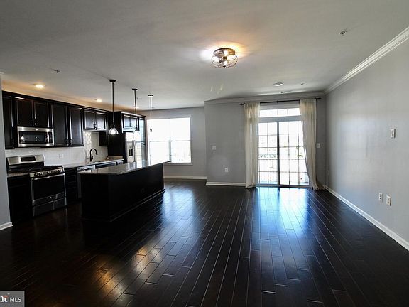 3rd image of 23315 Milltown Knoll Sq Unit 104