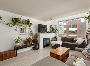38003 2nd Ave #313, Squamish, BC V8B 0C4