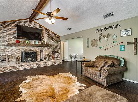 5th image of 5900 Pecan Cir