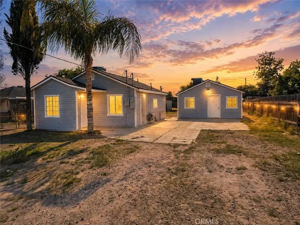 2403 S Ln #I, Bakersfield, CA 93304