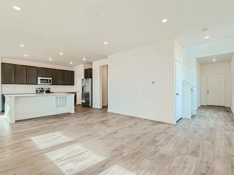 628 Acorn Pl — Photo 6