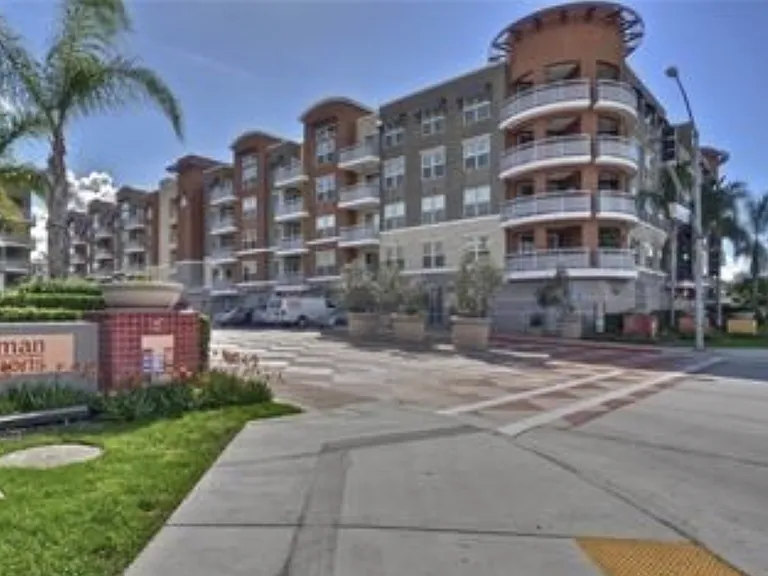 Chapman Ave — Photo 1