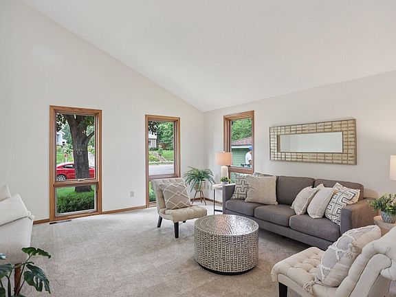 4th image of 4015 Zenith Ave S