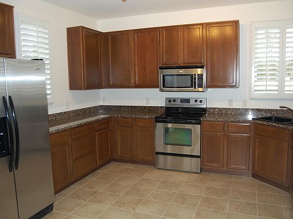 3rd image of 1171 S Wade Dr