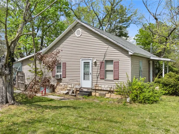 429 E Mulberry St, Rogers, AR 72756