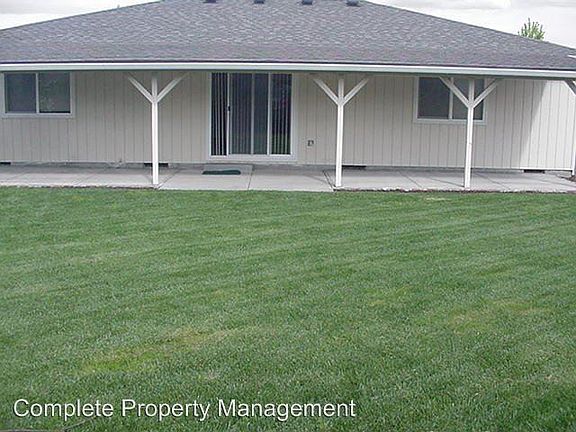 3rd image of 1536 Clearsprings Dr
