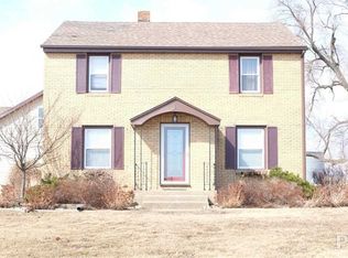 2472 County Road 800 N, Varna, IL 61375