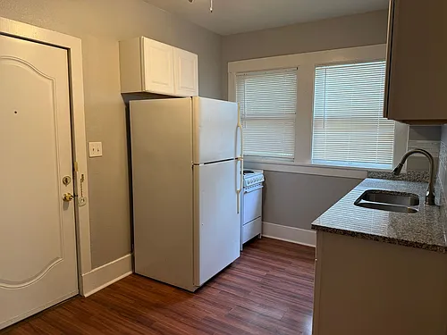 Floor plan 225 Paschal St