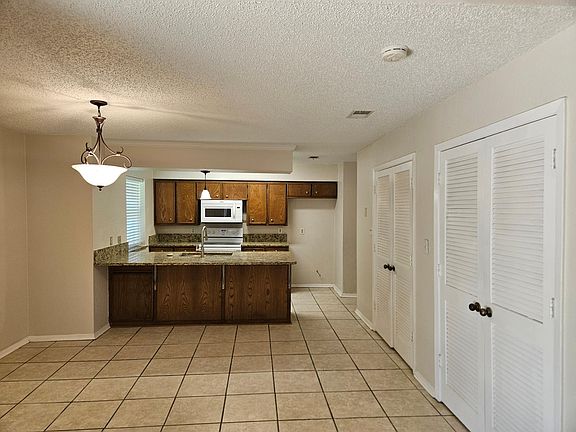 5th image of 1518 Highpoint Dr