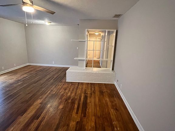 3rd image of 1912 Highland Ave