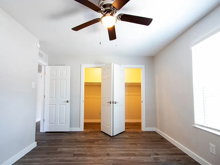 Gazebo Apartments (Denton, Tx) — Photo 20