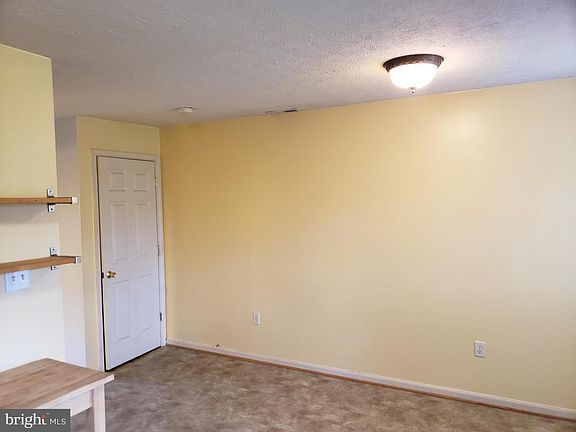 5th image of 309 Cherrydale Ave