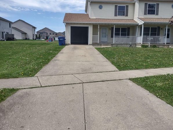 345 Jasmine Ct, Dekalb, IL 60115 – 4-bedroom rental in DeKalb