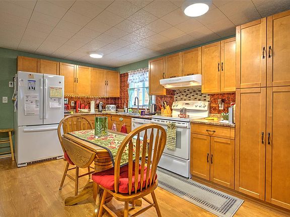 4th image of 1265 Cherry Point Rd #3