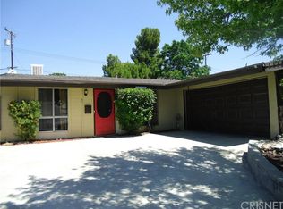 27857 Walnut Springs Ave, Santa Clarita, CA 91351