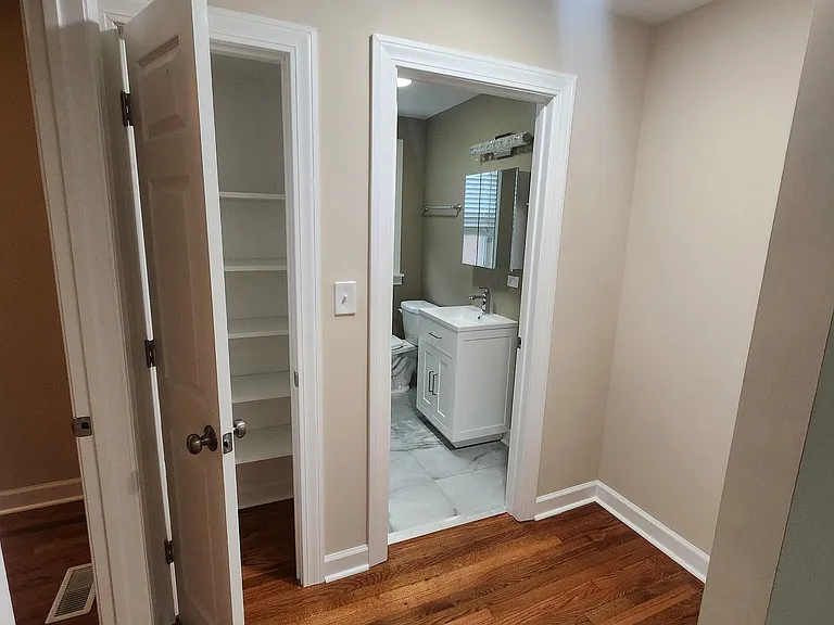 2127 S 8th Ave #2 — Photo 14