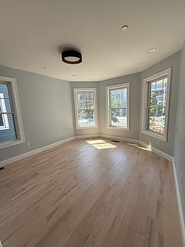 30 Cameron Ave #30 Photo 1