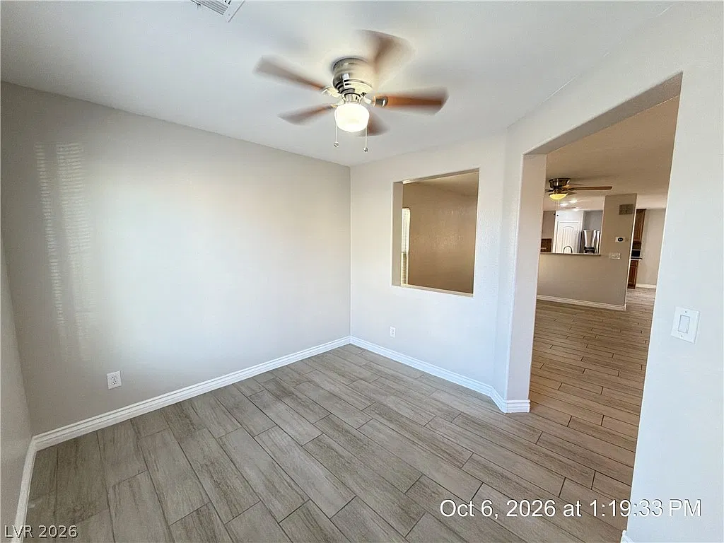 3 bed, 2.5 bath, 1891 sqft, $2,032 — Photo 4