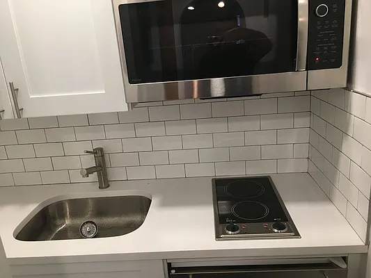 Rented by Sky Management | media 29