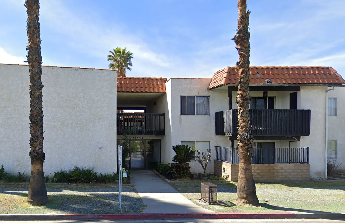 2 bed, $1,800 — Photo 1