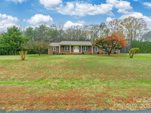 240 Quail Dr, Salisbury, NC 28147