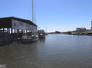 17 Piney Narrows Rd, Chester, MD 21619