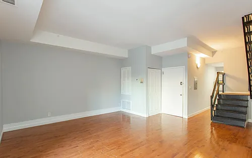 2015 Walnut St #409 Photo 1