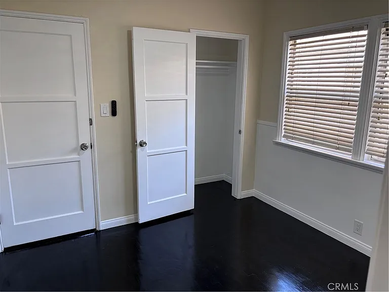 4565 E Carson St — Photo 12