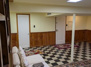 7340 197th St FLOOR 1, Fresh Meadows, NY 11366