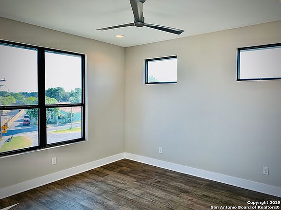 5th image of 203 Nogalitos St #2