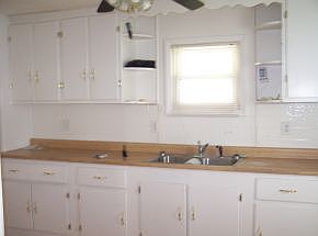 4th image of 1325 Bridwell St