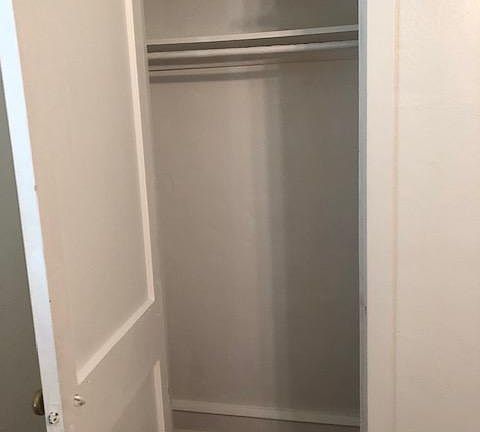 3rd image of 1006 Briarfield Rd Unit B