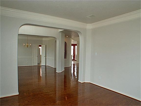 4th image of 3309 Castlebay Ct